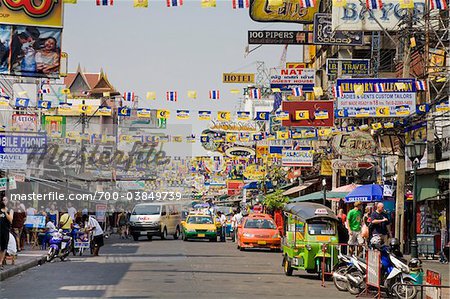 Chuyển phát nhanh quốc tế từ Việt Nam đi Phra Nakhon District, Thái Lan
