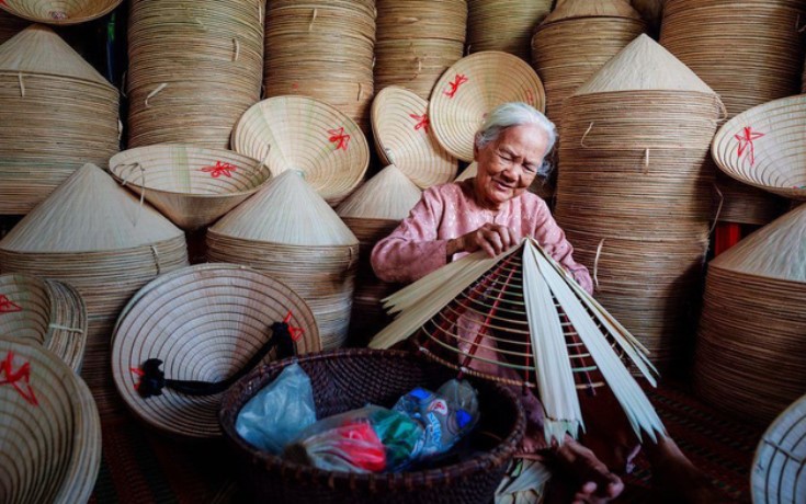 GỬI NÓN LÁ ĐI THÁI LAN NHANH CHÓNG 2025