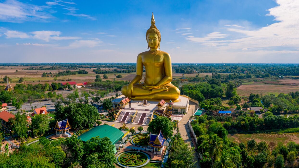 Vận Chuyển Tượng Phật Từ Bangkok